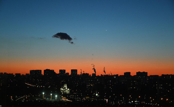 
                    Число сбитых беспилотников, летевших на Москву, выросло до 12
                