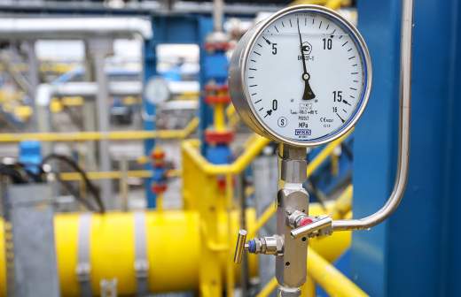 
                    Путин продлил разрешение платить за газ из РФ в любых банках до 31 декабря

        
