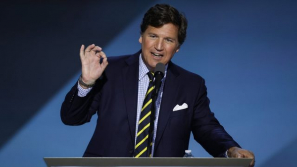 Такер Карлсон рассказал, почему он не будет покупать биткоин