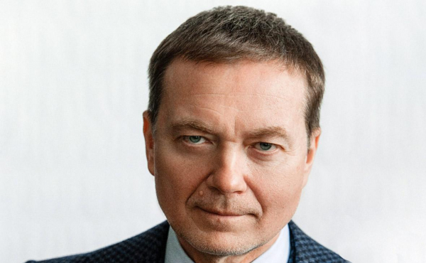 Глава «Фаворит Моторс» спрогнозировал уход серых гаражей с авторынка
Глава «Фаворит Моторс» спрогнозировал уход серых гаражей с авторынка