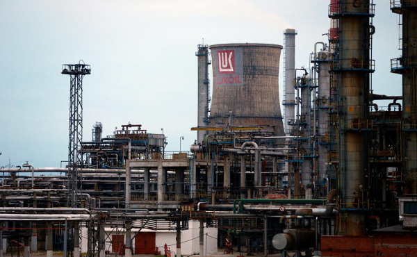 
                    Орбан не исключил &laquo;внешнюю атаку&raquo; на работающий на российской нефти НПЗ
                