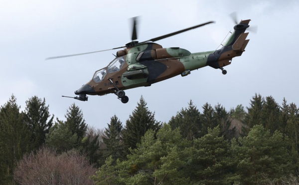 
                    Французский генерал заявил о готовности ввести войска на Украину
                