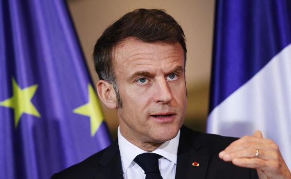 
                    Кремль ответил на слова пригрозившего России &laquo;расплатой&raquo; Макрона
                