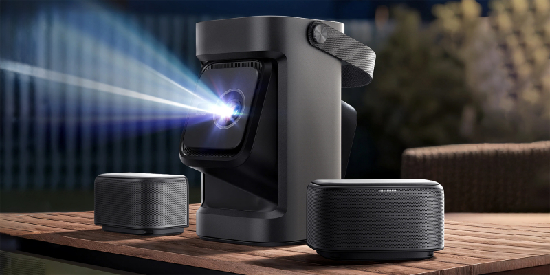 Anker представила Nebula P1 — портативный проектор со съёмными беспроводными колонками