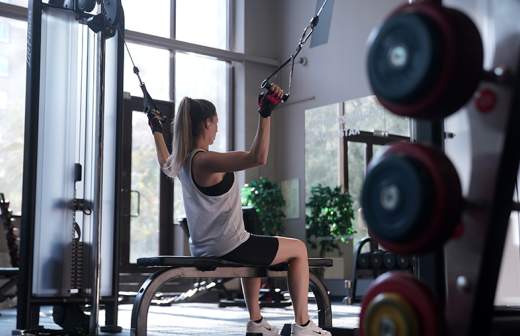 
                    Фитнес-эксперт сравнила эффективность коротких и продолжительных тренировок

        