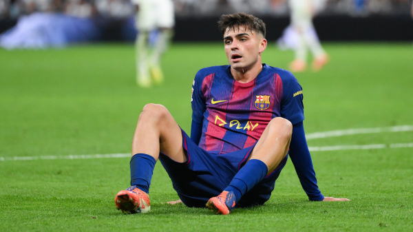 Футболист &laquo;Барселоны&raquo; Педри получил разрыв подколенного сухожилия левой ноги
