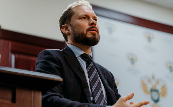 
                    Замглавы ФАС и чиновник кабмина стали кандидатами в тверские губернаторы
                