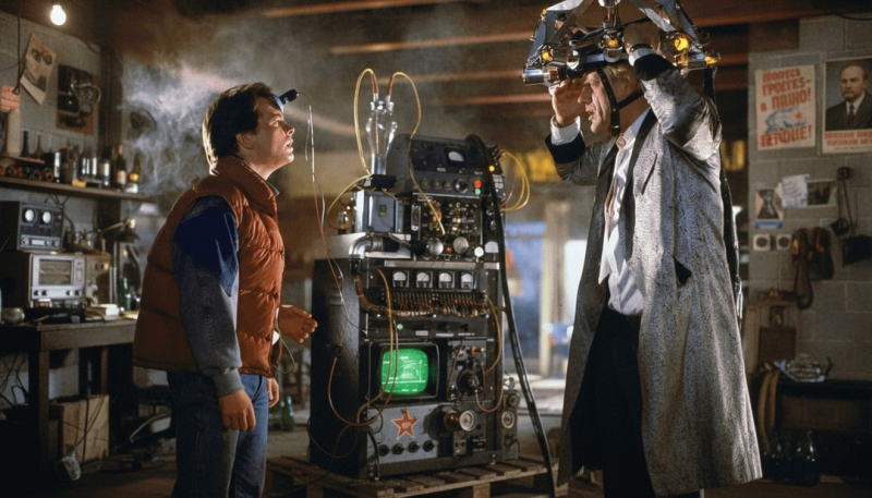 Док и Марти на «Ниве»: нейросеть перенесла «Назад в будущее» в СССР