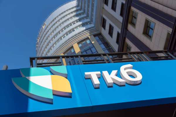 
                Розничный портфель ушел оптом
            