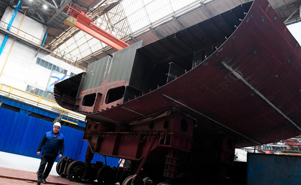 
                    Власти определились с бюджетом новой программы льготного лизинга судов
                