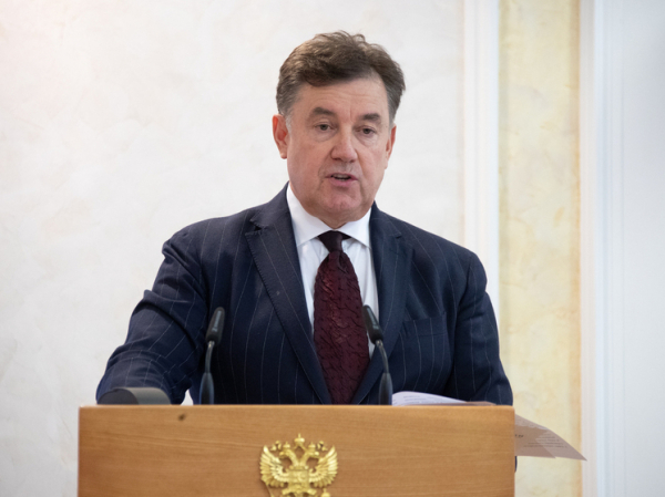 Совет судей России утвердил отставку председателя Виктора Момотова