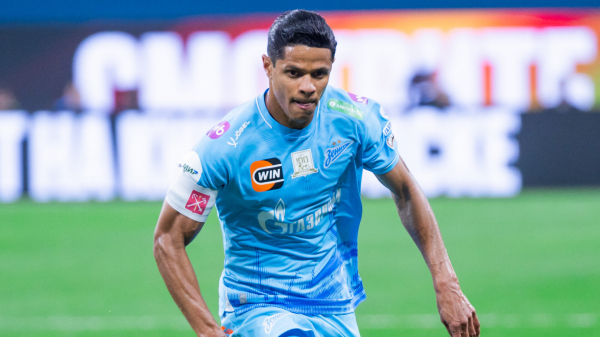 Тренер &laquo;Зенита&raquo; Семак: &laquo;По Дугласу Сантосу посмотрим по срокам возвращения, травма довольно серьезная&raquo;