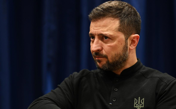 
                    Трамп заявил, что Зеленскому придется одобрить мирный план США
                