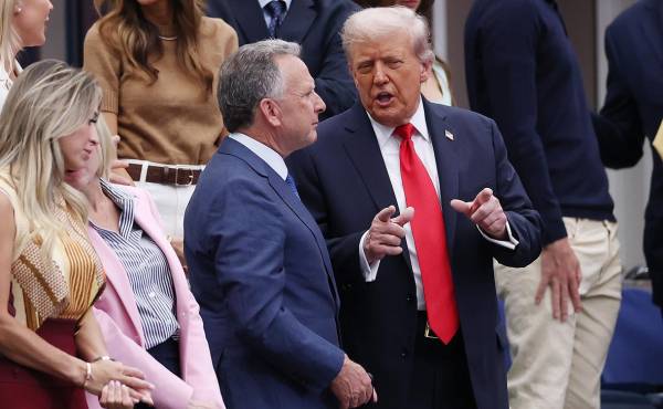 
                    The Guardian назвала три причины победы ЕС в &laquo;спасении&raquo; Украины от США
                