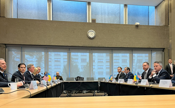 
                    The Telegraph узнал, что Уиткофф передаст Путину прямое предложение
                