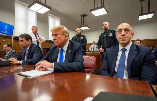 Трамп поблагодарил The Telegraph за разоблачение Би-би-си подделки его речи
Трамп поблагодарил The Telegraph за разоблачение Би-би-си подделки его речи