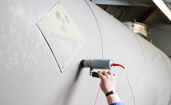 
                    Во Франции обеспокоились возможной продажей урана из Нигера России
                