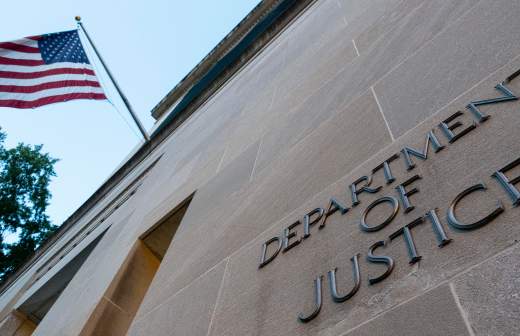 
                    Глава Пентагона Хегсет заявил о готовности к действиям против Нигерии

        