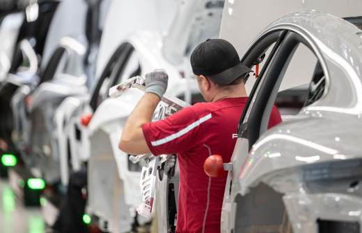 
                    Bild сообщила о риске банкротства немецких городов из-за дефицита бюджетов

        