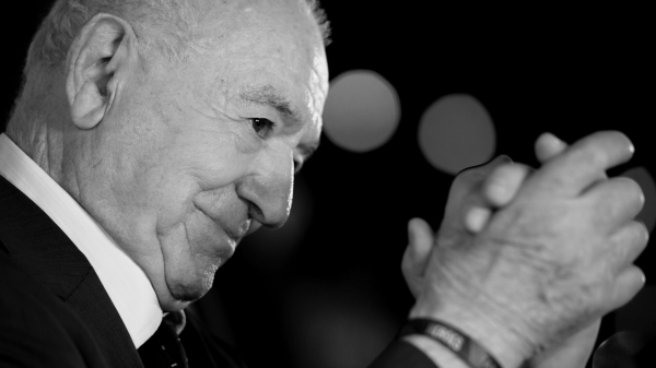 Россия прощается с иконой футбола. Никиту Симоняна обожали все Россия прощается с иконой футбола. Никиту Симоняна обожали все