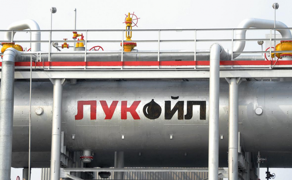 Молдавия объявила об ограничениях для ЛУКОЙЛа из-за санкций США
Молдавия объявила об ограничениях для ЛУКОЙЛа из-за санкций США