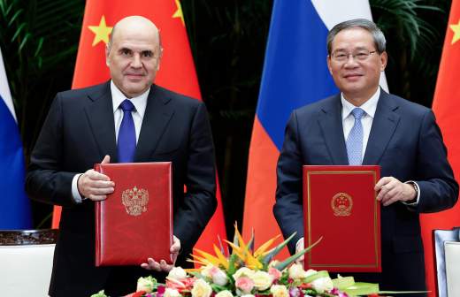 Мишустин прибыл в Пекин для встречи с председателем КНР
Мишустин прибыл в Пекин для встречи с председателем КНР