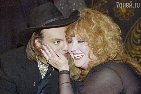 Пугачева хотела родить от Киркорова, но было не то время: продюсер раскрыл интимную тайну звездной пары Пугачева хотела родить от Киркорова, но было не то время: продюсер раскрыл интимную тайну звездной пары