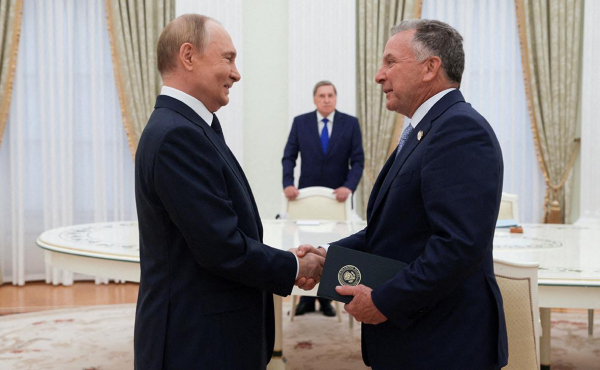 
                    The Telegraph узнал, что Уиткофф передаст Путину прямое предложение
                