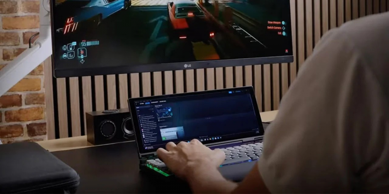 На Kickstarter представили умную клавиатуру с ультрашироким сенсорным экраном