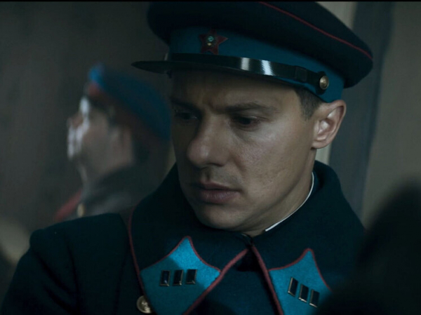 Невеселые картинки: за что ругают сериал «Враг у ворот»