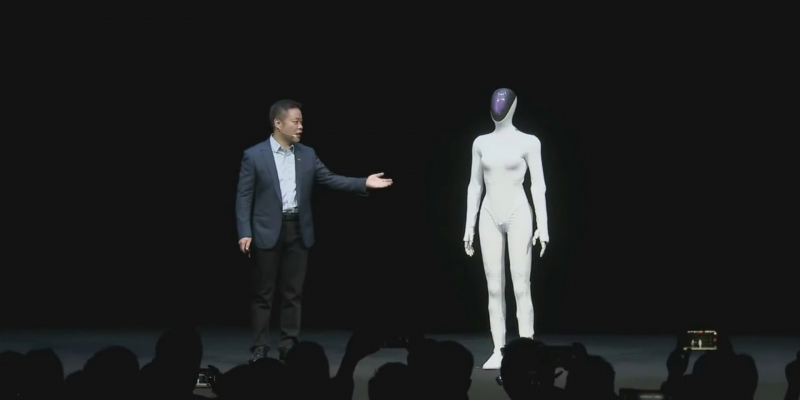 XPeng показала антропоморфного робота Iron &mdash; в мужской и женской версии